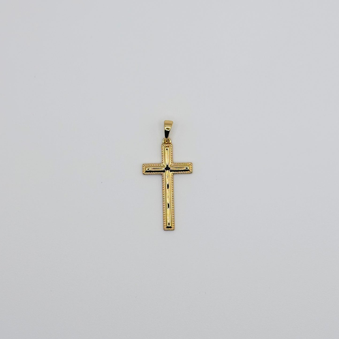 Cross Pendant in 18K Yellow Gold